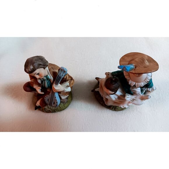 Pair Vtg Norleans Bisque Figurines Georgian Couple lute jug bird Perfect 5.5" - Picture 3 of 5